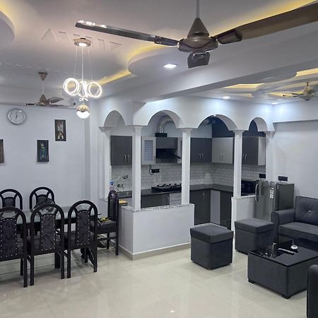 J K Apartment Allāhābād Junction 외부 사진